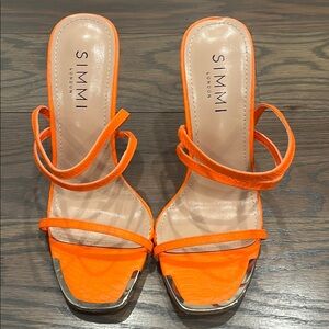 NWOT Women’s Simmi Size 6 Neon Orange Snakeskim Strappy Heels